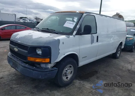 2003 Chevrolet Express z USA, uszkodzony, nr VIN 1GCGG29U931219131